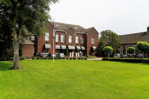 Hotels in Son En Breugel